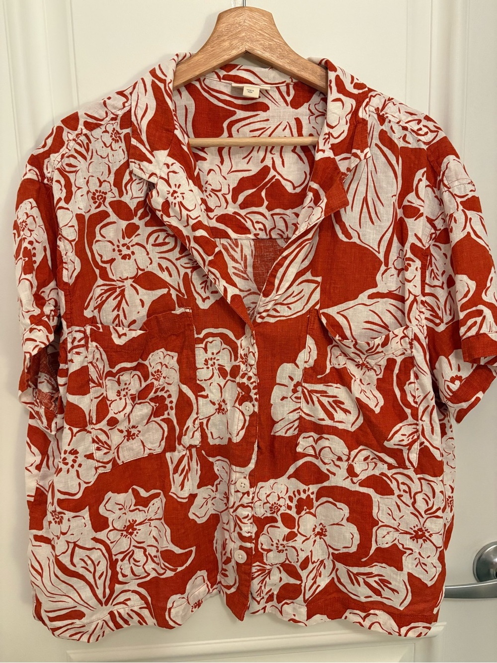 a.n.a. Linen Hawaiian Top